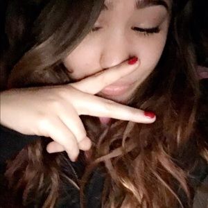 Meet your Posher, Destiny